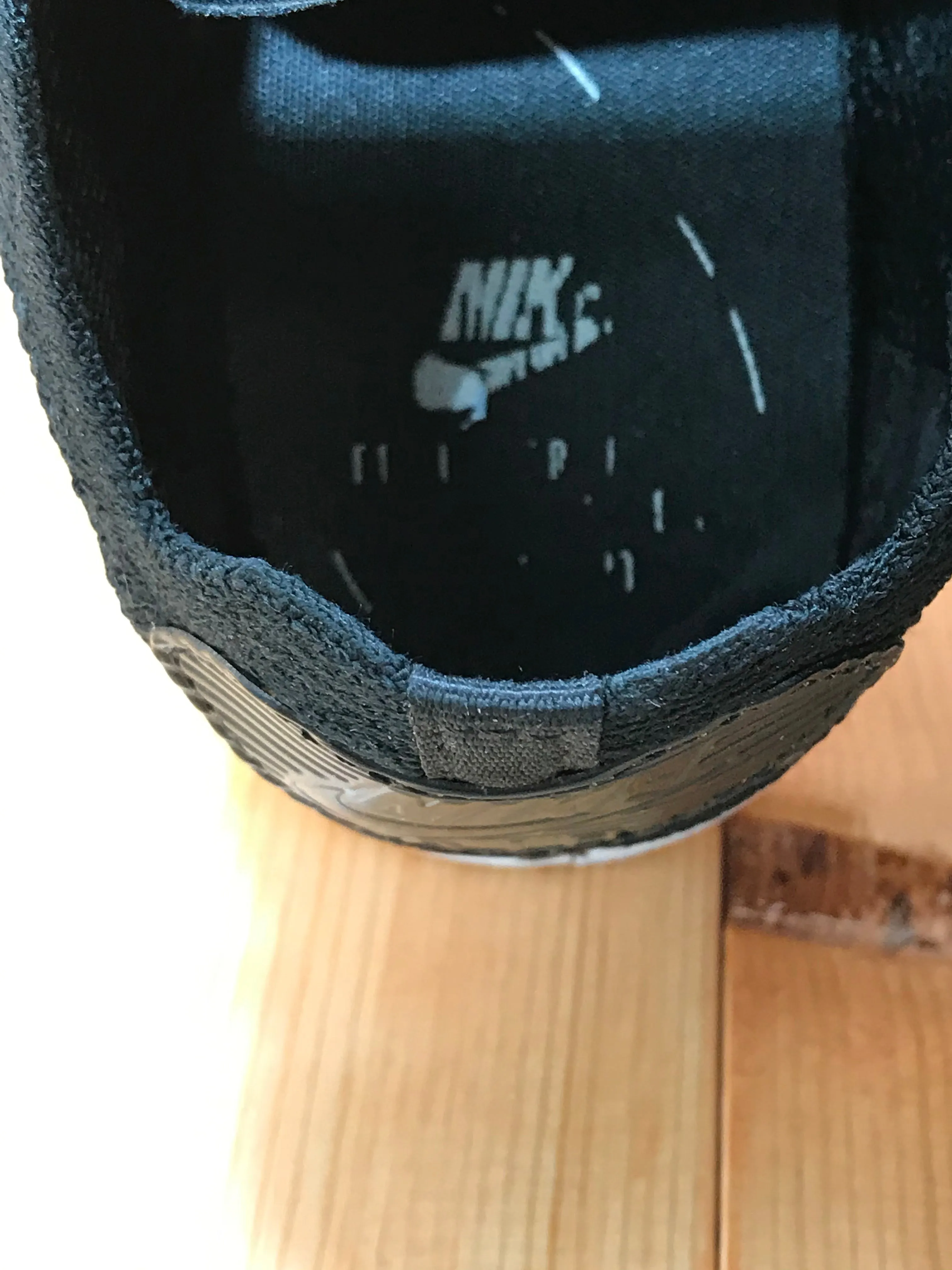 NIKE AIR MAX 90 ULTRA 2.0 FLYKNIT Women Size 7.5 Shoes Sneakers